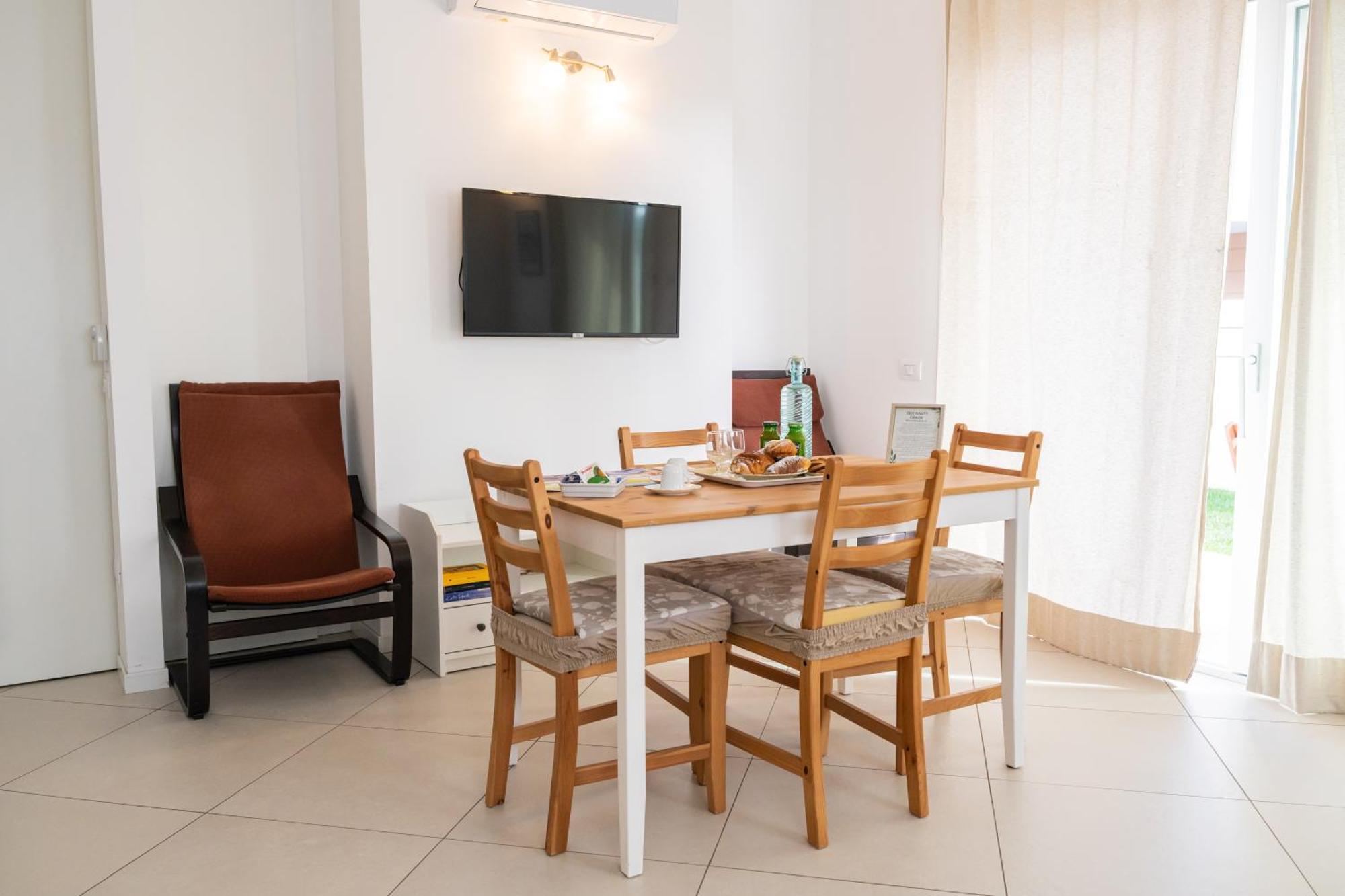 Residenza Del Barone Luxury House - Pula, Sardegna Lejlighed Eksteriør billede